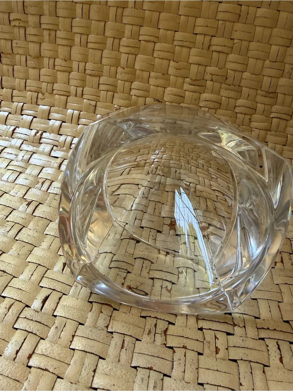 Clear Heavy Leaded Glass With Swivel Bowl - Transparent Crystal Finish